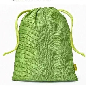 Ipsy - August 2021 - Glam Bag Plus Drawstring Green Beauty Makeup Bag